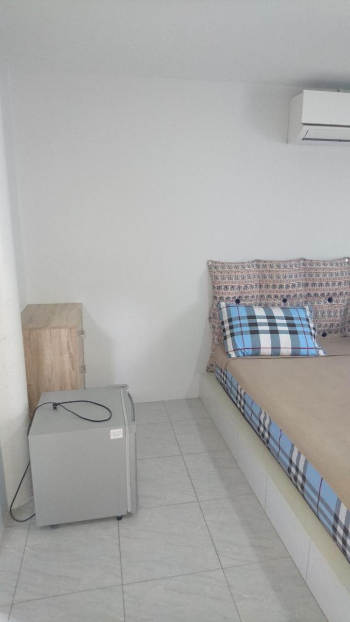Easy Rooms And Minimart Ко-Ланта Экстерьер фото